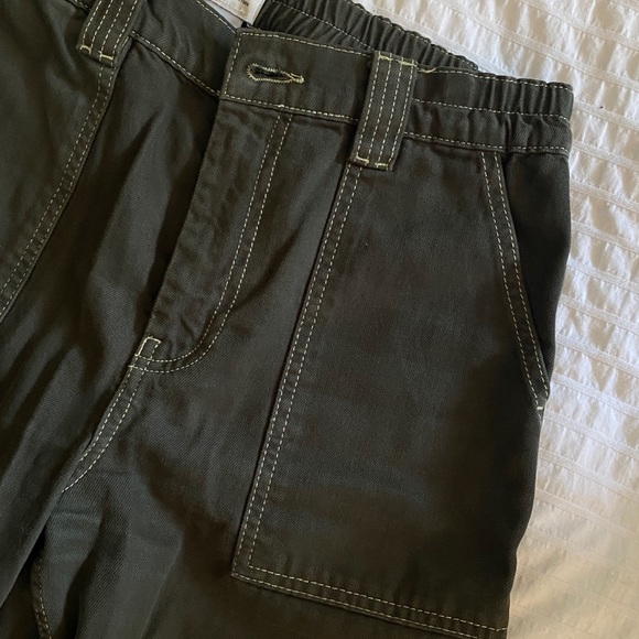 green cargo pants UO - Picture 2 of 5